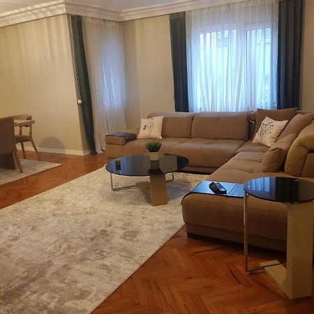 5 Minutes To Subway Apartamento Istambul Exterior foto