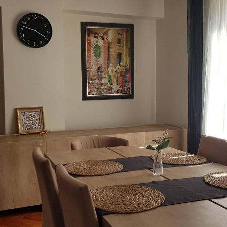 5 Minutes To Subway Apartamento Istambul Exterior foto